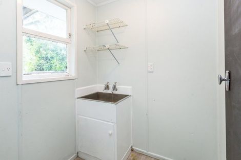 Photo of property in 9 Hardie Grove, Featherston, 5710