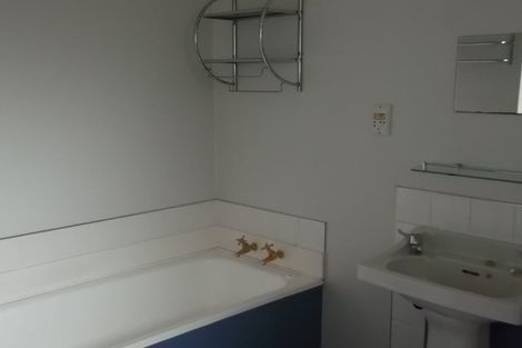 Photo of property in 9 Weraroa Road, Levin, 5510