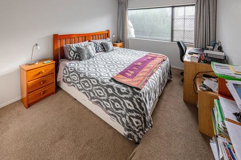 Photo of property in 22 Lakeridge Close, Rangatira Park, Taupo, 3330