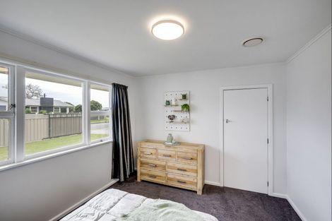 Photo of property in 37 Merton Crescent, Pirimai, Napier, 4112