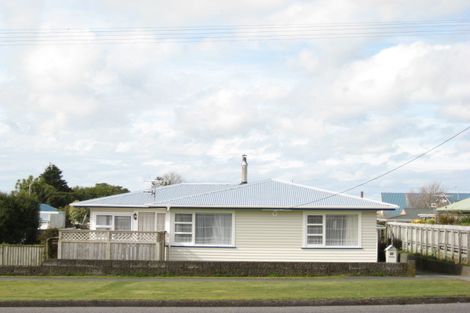 Photo of property in 38 Hamlet Street, Stratford, 4332