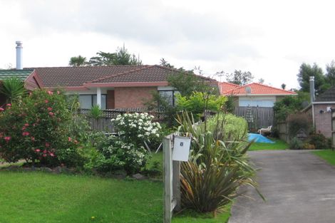 Photo of property in 8 Skybird Place, Glen Eden, Auckland, 0602