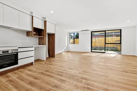 Photo of property in 37 Claude Road, Hillpark, Auckland, 2102