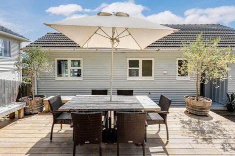 Photo of property in 20 Elphinstone Avenue, Strathmore Park, Wellington, 6022