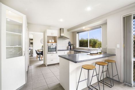 Photo of property in 11 Holcroft Place, Huntington, Hamilton, 3210