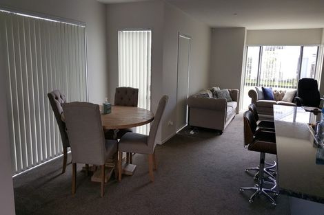 Photo of property in 2/33 Treestump Road, Takanini, 2112