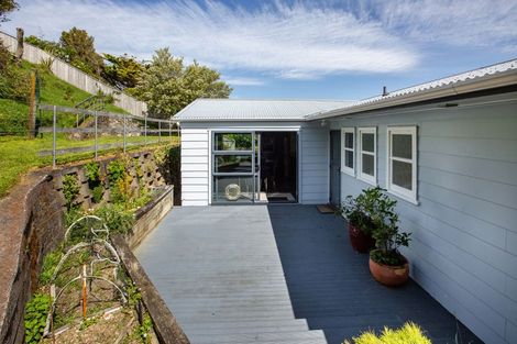 Photo of property in 21 Inlet View, Titahi Bay, Porirua, 5022