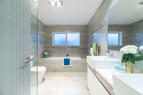 Photo of property in 11 Habitat Place, Hobsonville, Auckland, 0616