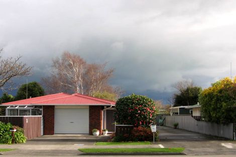 Photo of property in 26 Maxwells Line, Awapuni, Palmerston North, 4412