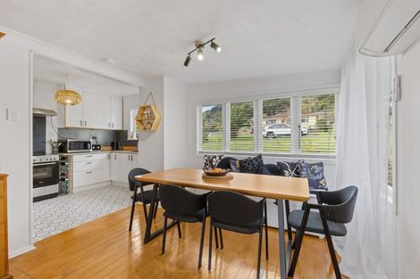 Photo of property in 1 Brick Street, Te Aroha, 3320