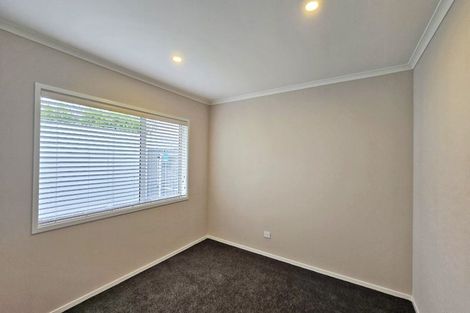 Photo of property in 14 George Yee Place, Taradale, 4112