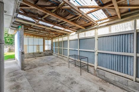 Photo of property in 21 Miro Street, Merrilands, New Plymouth, 4312