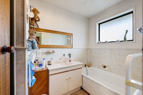 Photo of property in 130 Bower Avenue, New Brighton, Christchurch, 8083