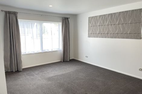Photo of property in 6b Kirk Street, Waiuku, 2123