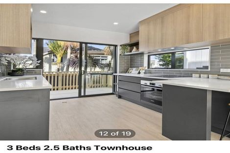 Photo of property in 73 Highland Park Drive, Botany Downs, Auckland, 2010
