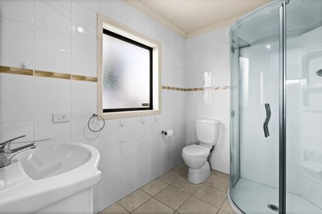 Photo of property in 28a Howard Road, Taradale, Napier, 4112