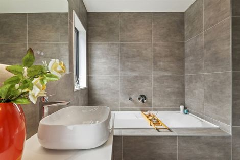 Photo of property in 15 Ocean Breeze Avenue, Hobsonville, Auckland, 0616