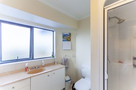 Photo of property in 37 Hetley Crescent, Taradale, Napier, 4112