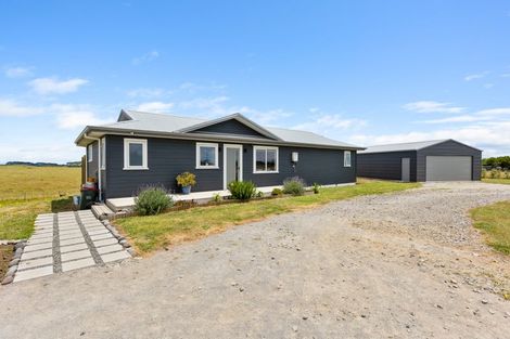 Photo of property in 11 Leith Road, Okato, New Plymouth, 4374
