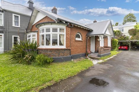 Photo of property in 64 Arthur Street, Dunedin Central, Dunedin, 9016