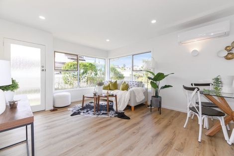 Photo of property in 3/104 Nile Road, Milford, Auckland, 0620