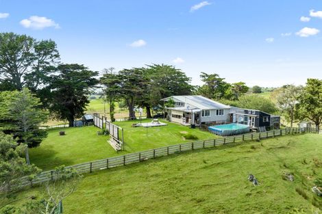 Photo of property in 712 Oruawharo Road, Oruawharo, Wellsford, 0975