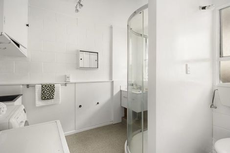 Photo of property in 4/72 Freyberg Street, Lyall Bay, Wellington, 6022