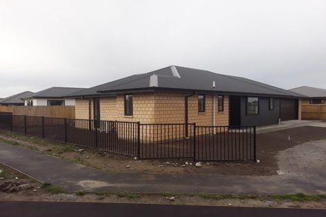 Photo of property in 6 Emily Place, Rolleston, 7615