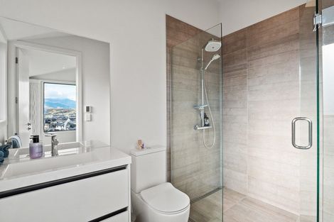 Photo of property in 25 Double Cone Road, Jacks Point, Queenstown, 9371