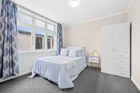 Photo of property in 43 Biddle Crescent, Taita, Lower Hutt, 5011