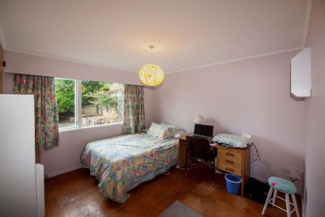 Photo of property in 13 Chisbury Street, Churton Park, Wellington, 6037
