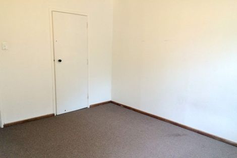 Photo of property in 23 Hill Crescent, New Lynn, Auckland, 0600