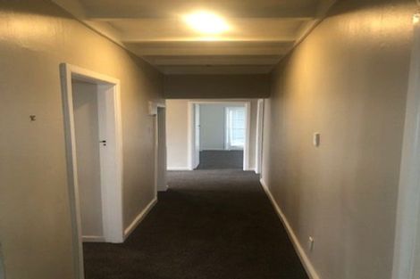 Photo of property in 3166 Great North Road, New Lynn, Auckland, 0600