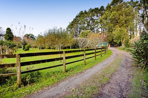 Photo of property in 164 Cross Road, Lepperton, New Plymouth, 4373