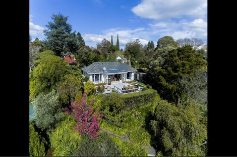Photo of property in 59 Lucknow Road, Havelock North, 4130