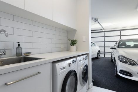 Photo of property in 1/2 Kulim Avenue, Otumoetai, Tauranga, 3110