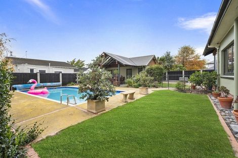 Photo of property in 7 Langston Avenue, Palmerston North, 4414