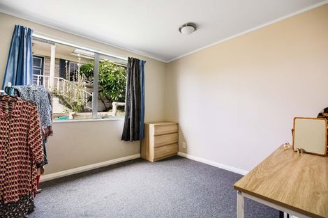 Photo of property in 25 Nui Mana Place, Te Atatu South, Auckland, 0610