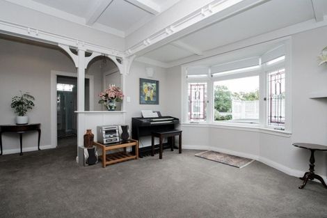 Photo of property in 55 Lake Crescent, Hamilton Lake, Hamilton, 3204