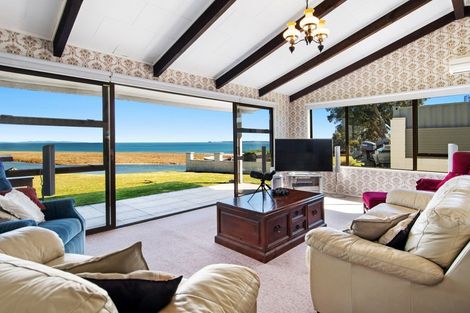 Photo of property in 19 Te Awhe Road, Maketu, 3189