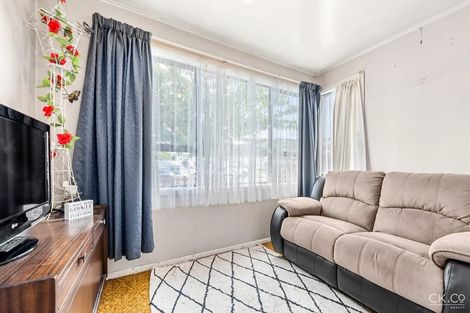 Photo of property in 18 Biddle Crescent, Taita, Lower Hutt, 5011