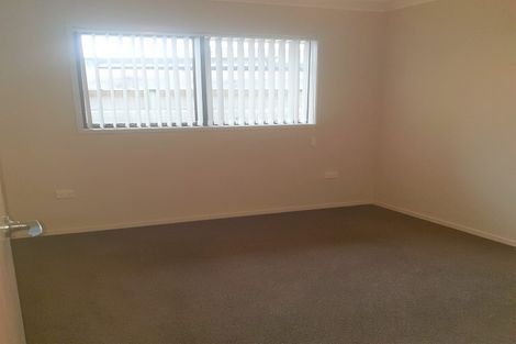 Photo of property in 19a Sandspit Road, Waiuku, 2123
