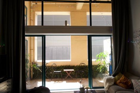 Photo of property in Vicino Apartments, 15/33 Taranaki Street, Te Aro, Wellington, 6011
