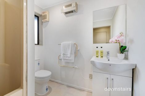 Photo of property in 2/8 Antrim Grove, Bayview, Auckland, 0629