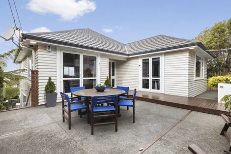Photo of property in 7 Mertoun Terrace, Highbury, Wellington, 6012