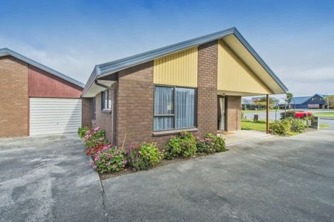 Photo of property in 14 Mountain View Place, Leeston, 7632