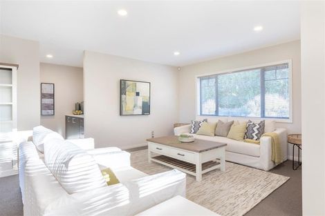 Photo of property in 135b Hutchinson Road, Helensville, 0875