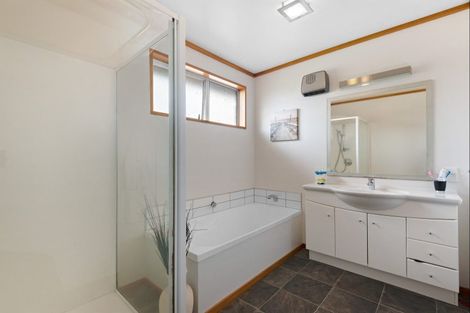 Photo of property in 5 Cedar Crescent, Mosgiel, 9024