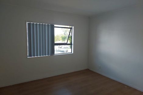 Photo of property in 42 Everglade Drive, Goodwood Heights, Auckland, 2105