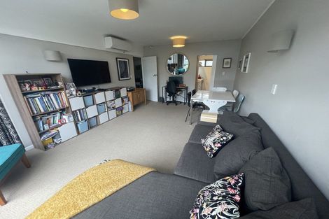Photo of property in 4f5 Claremont Grove, Mount Victoria, Wellington, 6011